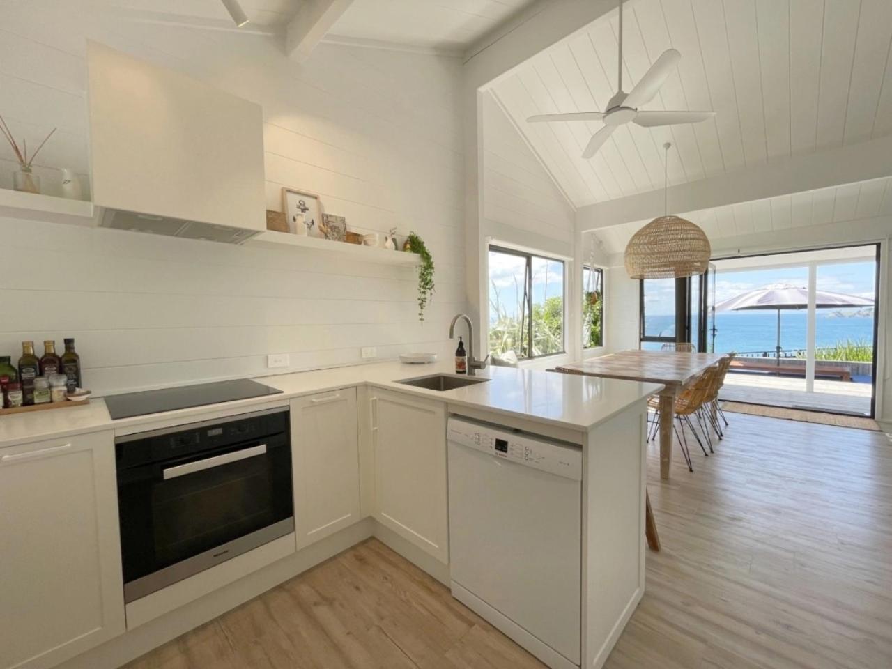 Seaview Estate - Stay Waiheke Onetangi Exteriör bild